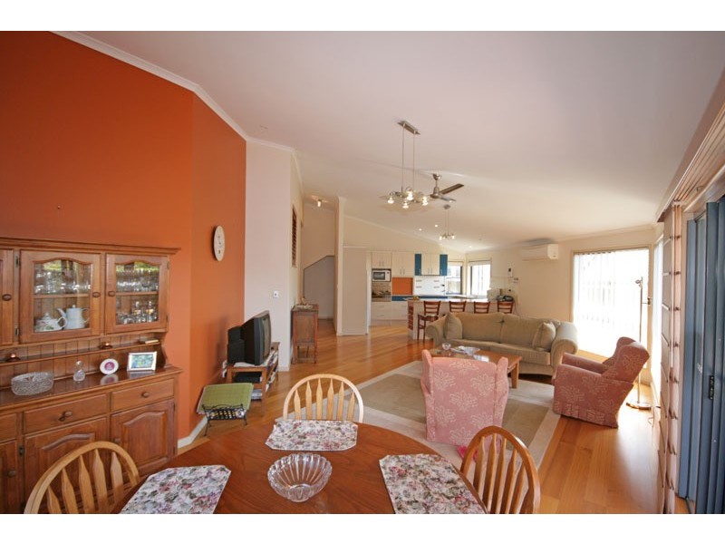 4 Suffolk Parade, Pottsville NSW 2489