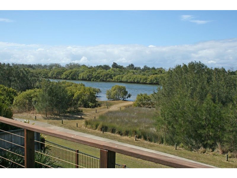 121 Overall Drive, Pottsville NSW 2489