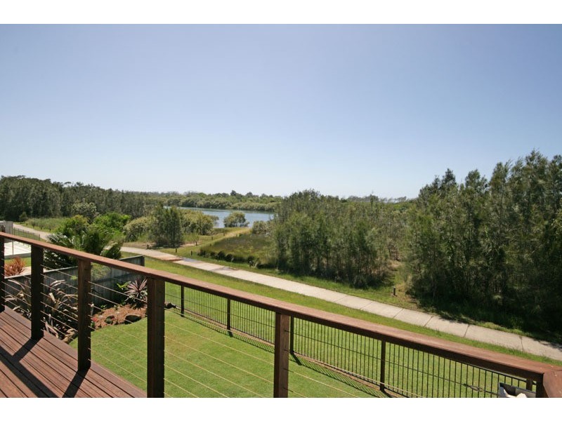 121 Overall Drive, Pottsville NSW 2489