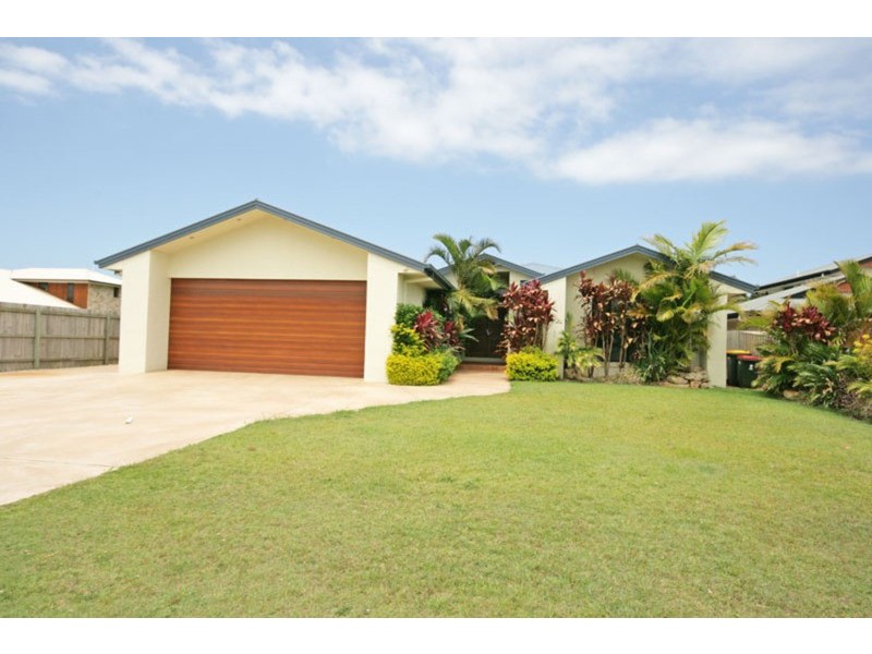 125 Overall Drive, Pottsville NSW 2489