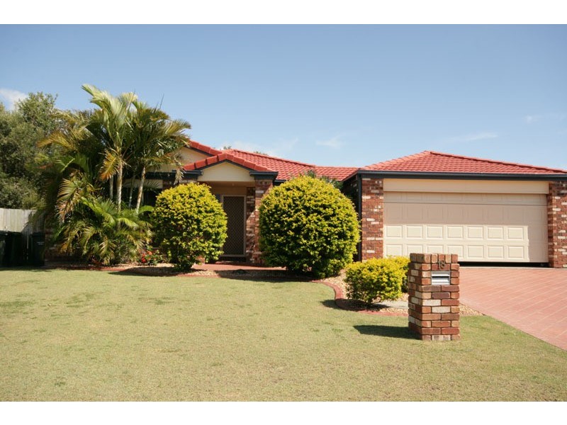 18 Border Crescent, Pottsville NSW 2489