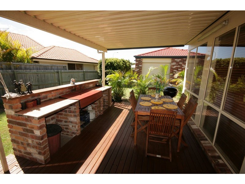 18 Border Crescent, Pottsville NSW 2489