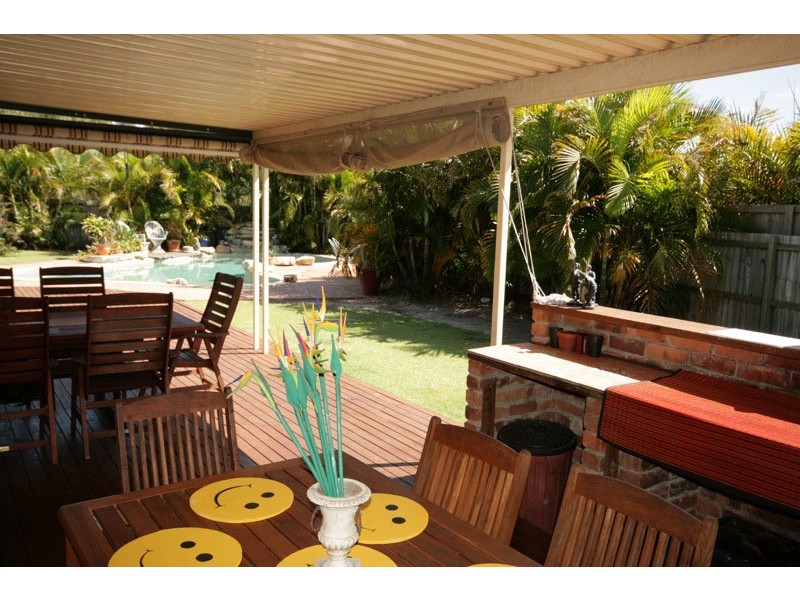 18 Border Crescent, Pottsville NSW 2489