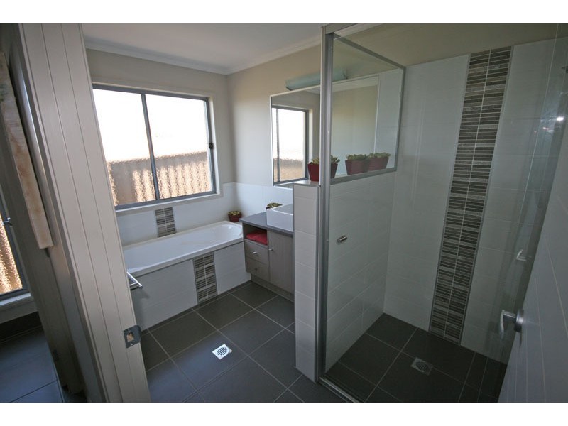 2 Newcastle Drive, Pottsville NSW 2489