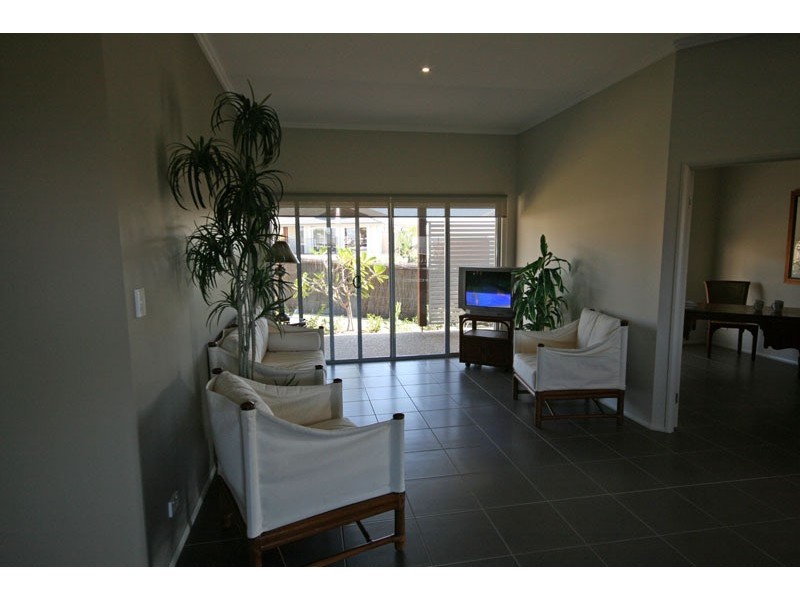 2 Newcastle Drive, Pottsville NSW 2489