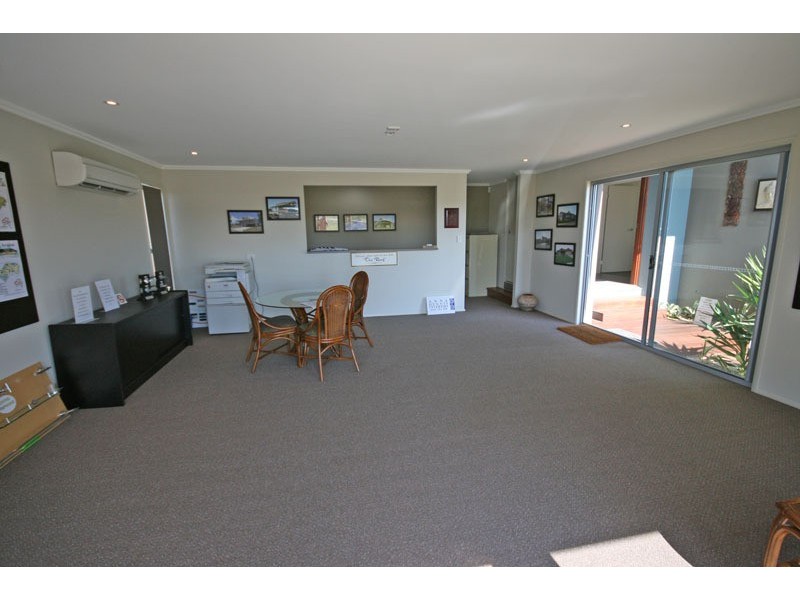 2 Newcastle Drive, Pottsville NSW 2489