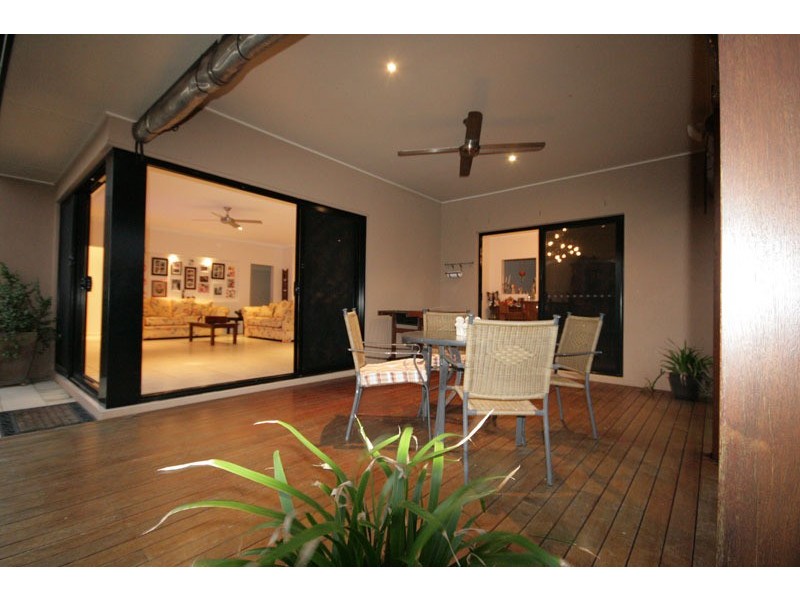 2 Benaud Place, Pottsville NSW 2489