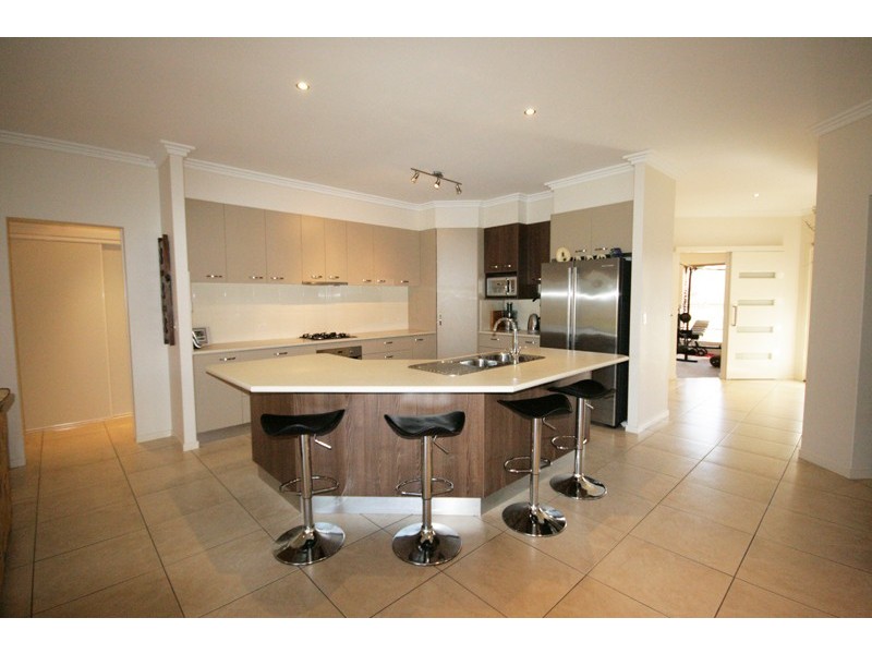 2 Benaud Place, Pottsville NSW 2489