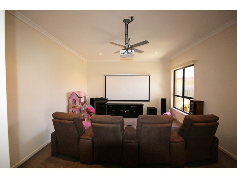 2 Benaud Place, Pottsville NSW 2489