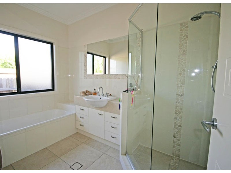 2 Benaud Place, Pottsville NSW 2489