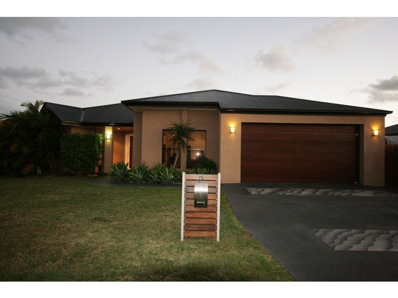 2 Benaud Place, Pottsville NSW 2489