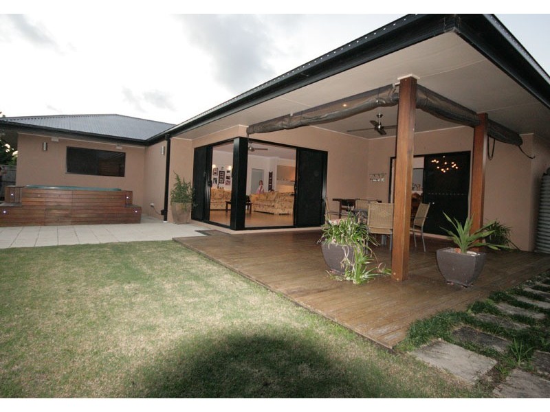 2 Benaud Place, Pottsville NSW 2489