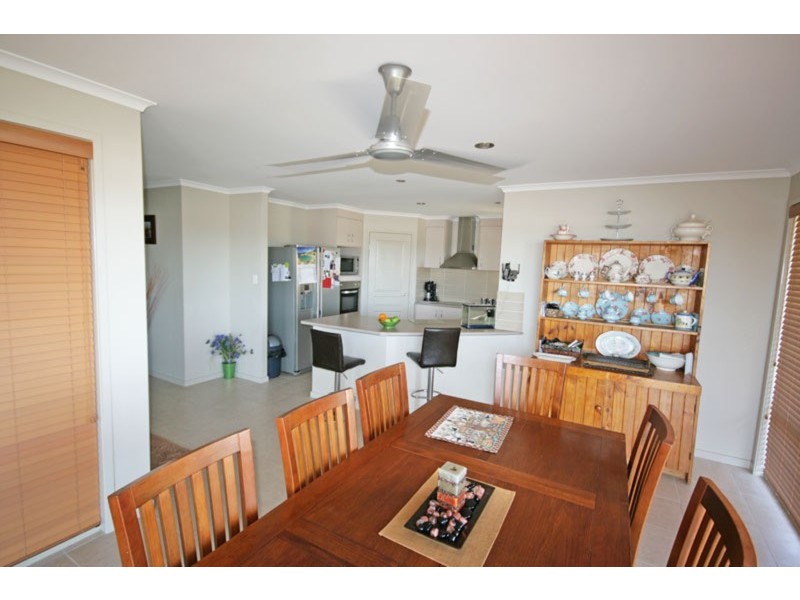 32 Newcastle Drive, Pottsville NSW 2489