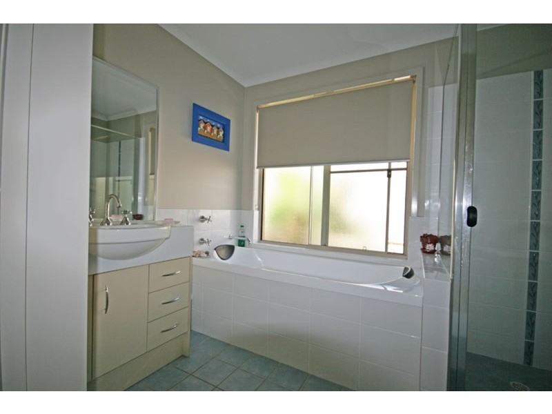 32 Newcastle Drive, Pottsville NSW 2489