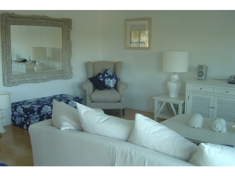 11/2-4 Overall Drive, Pottsville NSW 2489