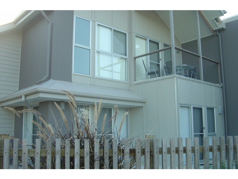 11/2-4 Overall Drive, Pottsville NSW 2489