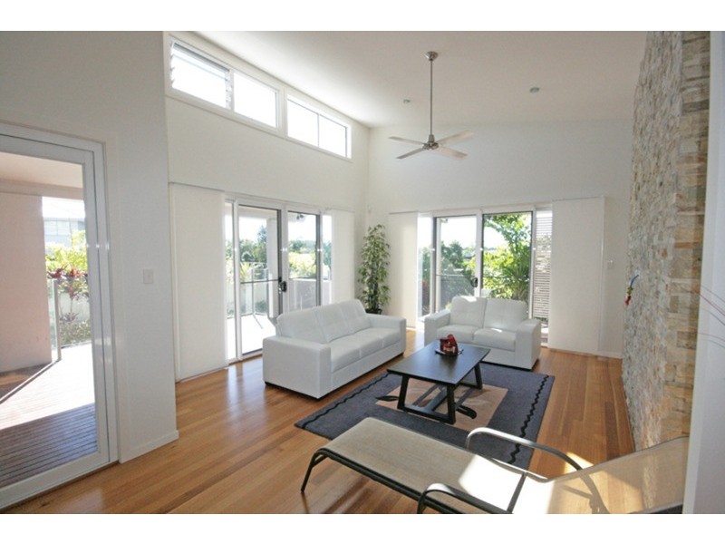 12 Newcastle Drive, Pottsville NSW 2489