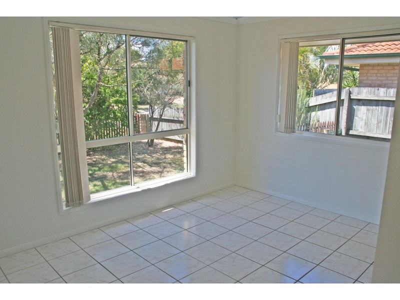 1/2 Miller Place, Pottsville NSW 2489