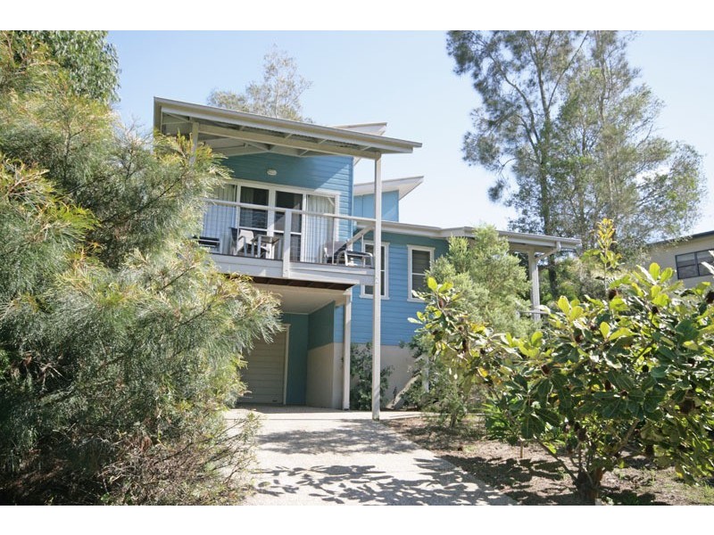 18 Macadamia Drive, Pottsville NSW 2489