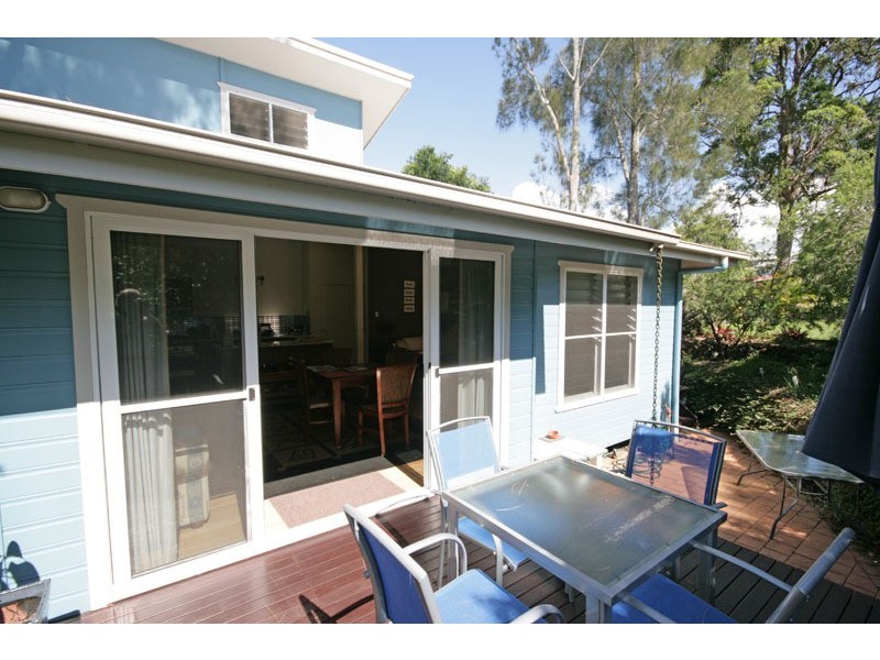 18 Macadamia Drive, Pottsville NSW 2489