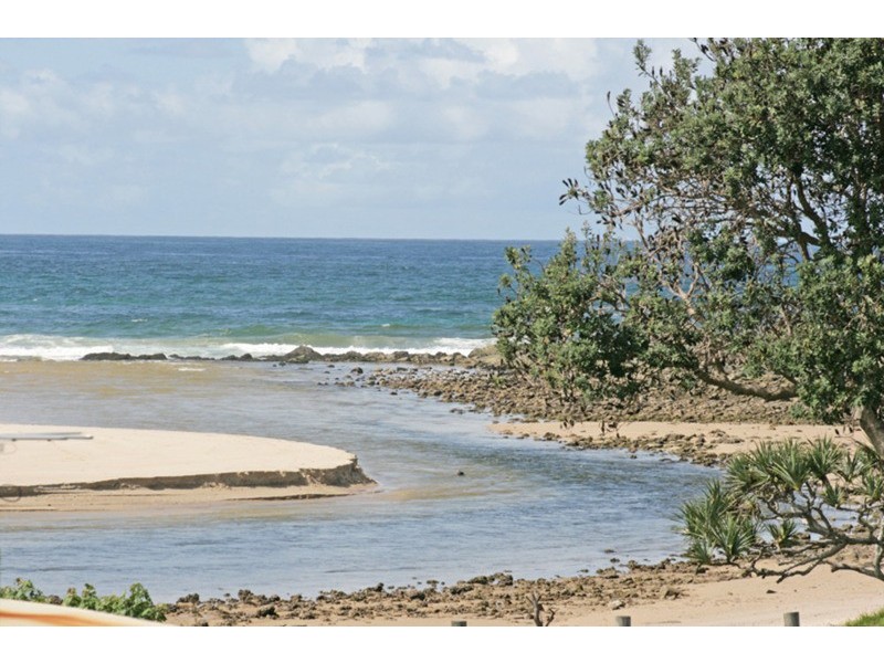 12 Young Street, Hastings Point NSW 2489
