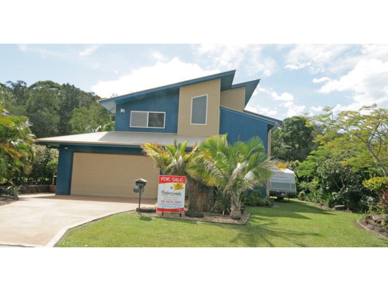 25 Muskheart Circuit, Pottsville NSW 2489