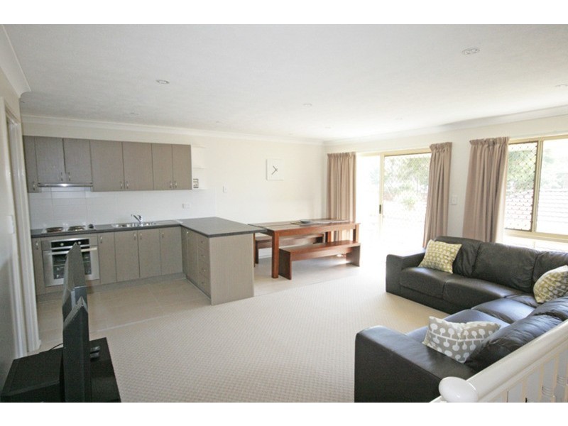 2/18 Coast Road, Pottsville NSW 2489