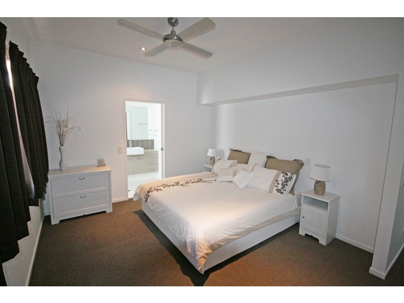 9/2-4 Overall Drive, Pottsville NSW 2489