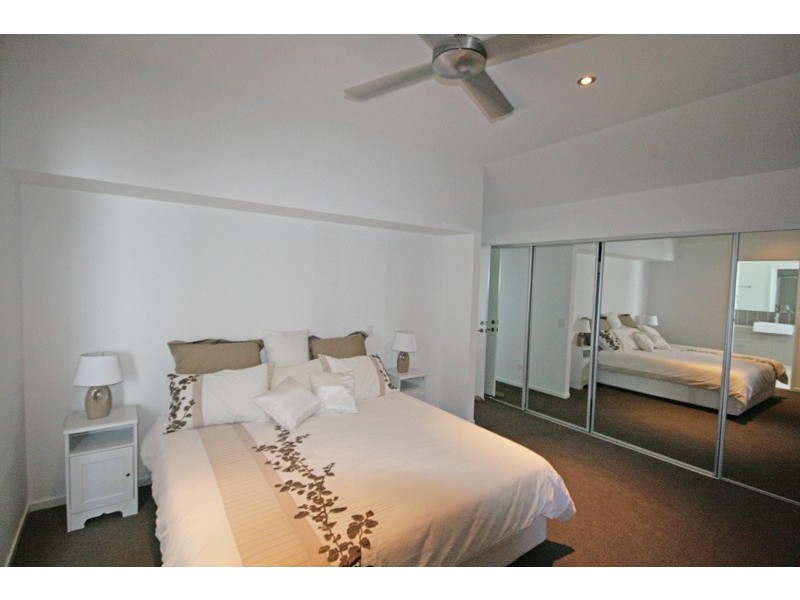 9/2-4 Overall Drive, Pottsville NSW 2489