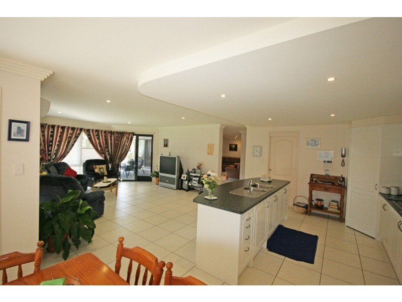 6 Nowra Street, Pottsville NSW 2489