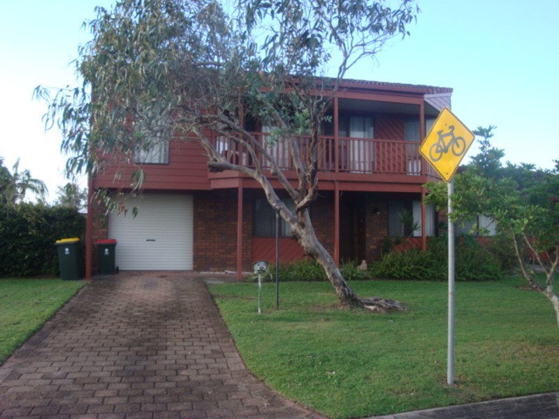 2/64 Overall Drive, Pottsville NSW 2489