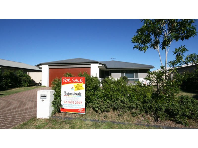 44 Sugar Glider Drive, Pottsville NSW 2489