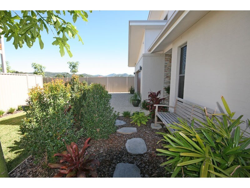 2/44 Newcastle Street, Pottsville NSW 2489