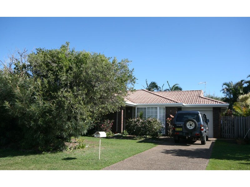 84 Overall Drive, Pottsville NSW 2489