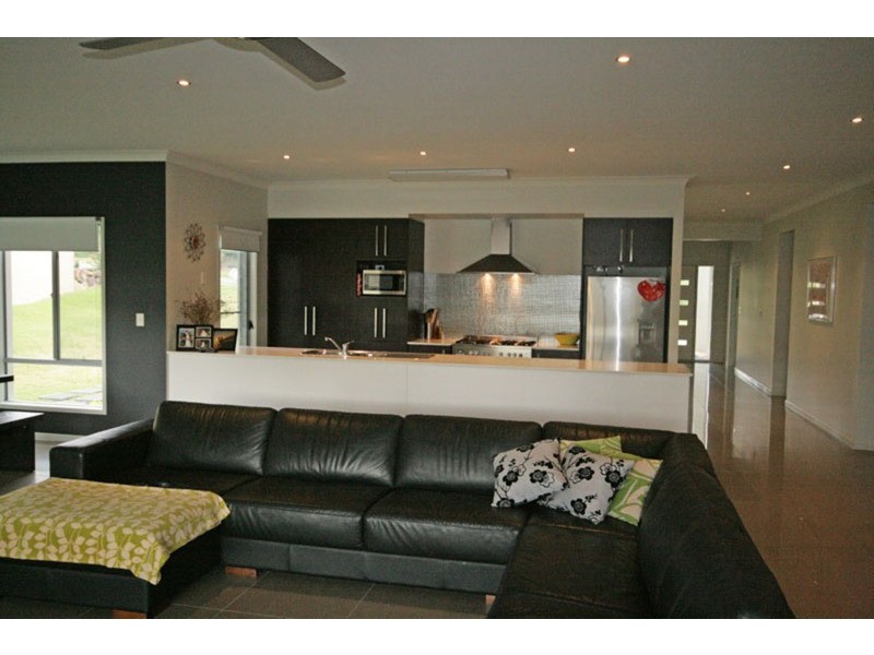 70 Sassafras Street, Pottsville NSW 2489