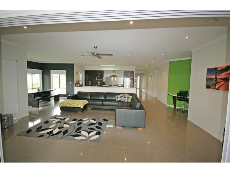 70 Sassafras Street, Pottsville NSW 2489