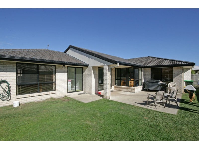 16 Suffolk Parade, Pottsville NSW 2489