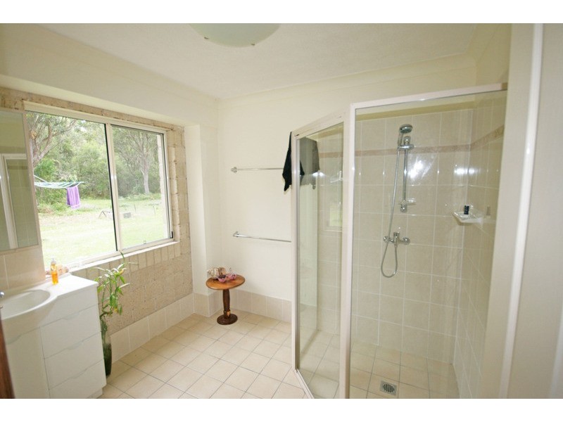 233 Round Mountain Road, Round Mountain NSW 2484