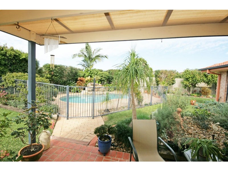 5 Trumper Place, Pottsville NSW 2489
