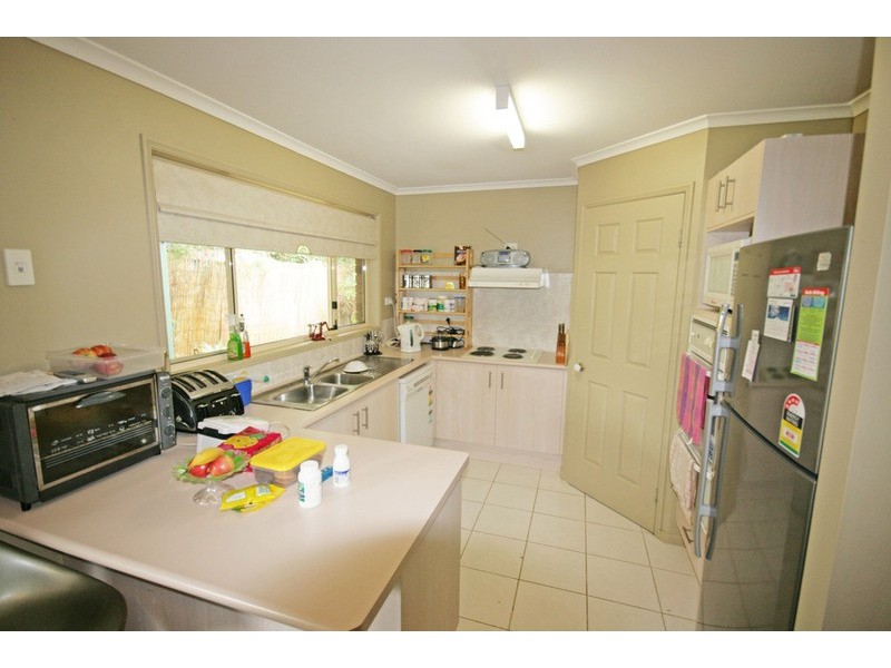 2/21 Victoria Avenue, Pottsville NSW 2489