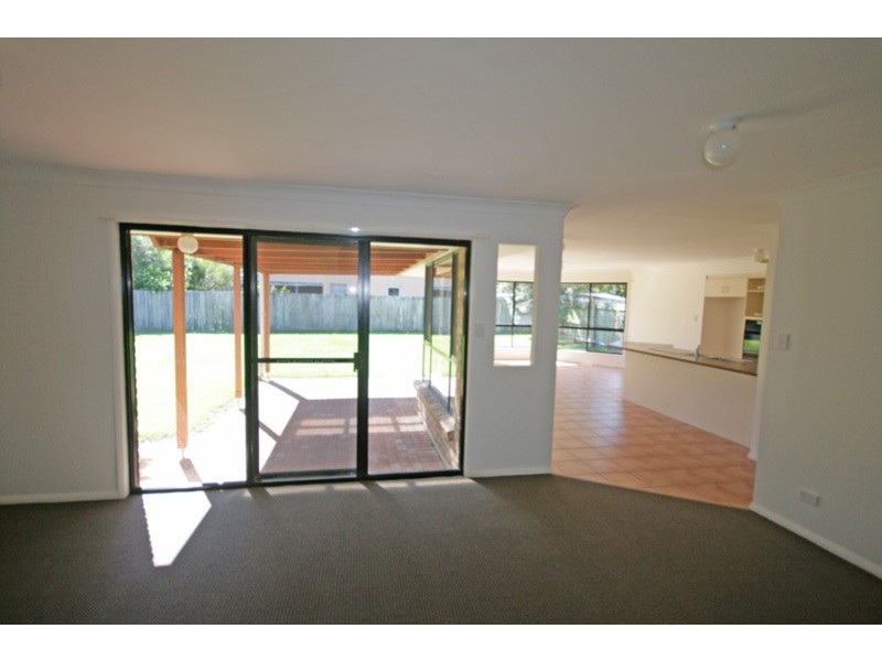 11 Paula Court, Pottsville NSW 2489