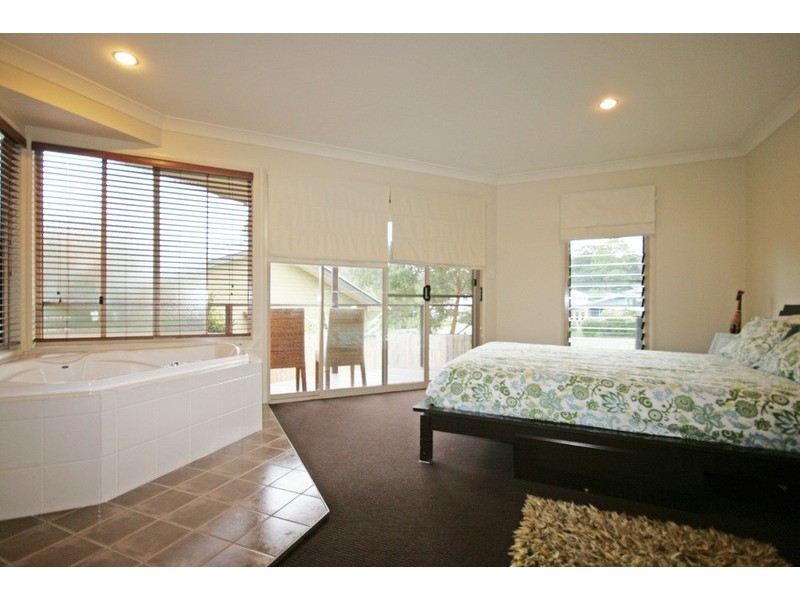 5 Hibbertia Court, Pottsville NSW 2489