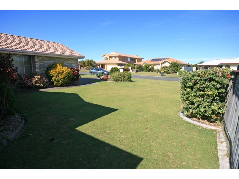 19 Edinburgh Court, Pottsville NSW 2489