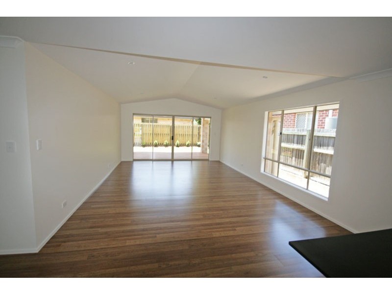 1 /16 McKenzie Avenue, Pottsville NSW 2489