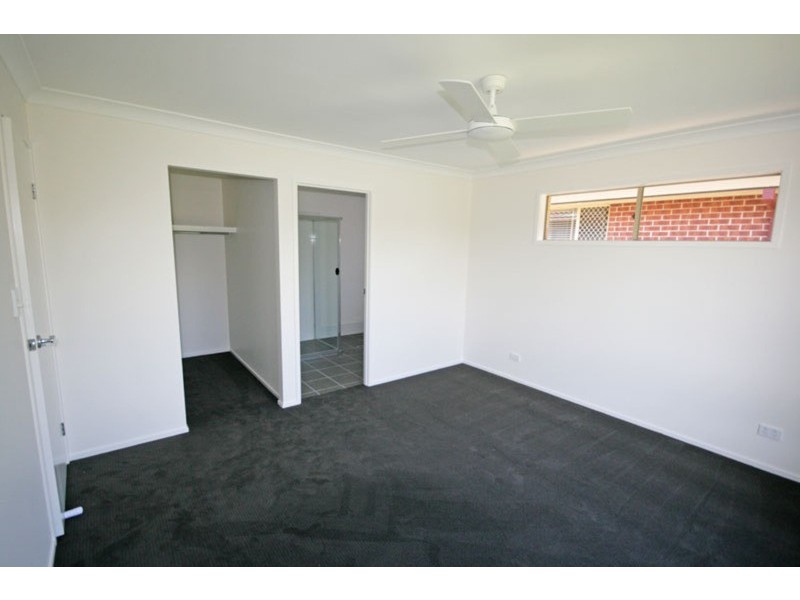 1 /16 McKenzie Avenue, Pottsville NSW 2489