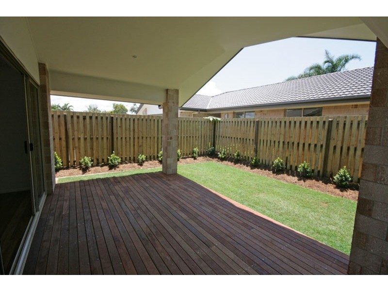 1 /16 McKenzie Avenue, Pottsville NSW 2489