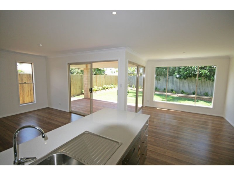 2/16 McKenzie Avenue, Pottsville NSW 2489