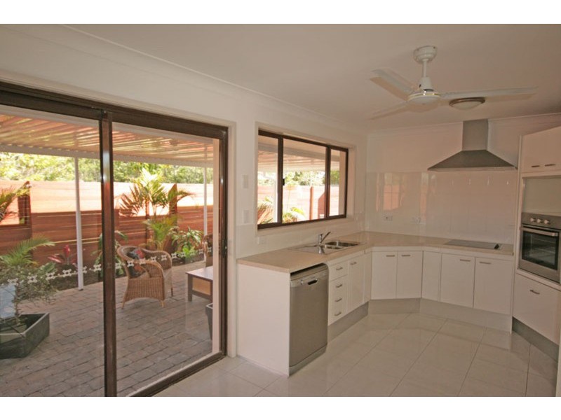 7 Tudor Court, Pottsville NSW 2489