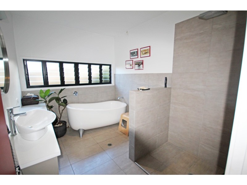 10 Macadamia Drive, Pottsville NSW 2489