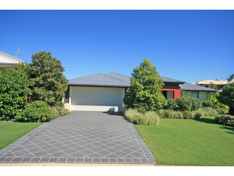 34 Mylestom Circle, Pottsville NSW 2489